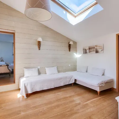 Дом отдыха Maison Pour 10, Acces Direct A La Арс-эн-Рэ