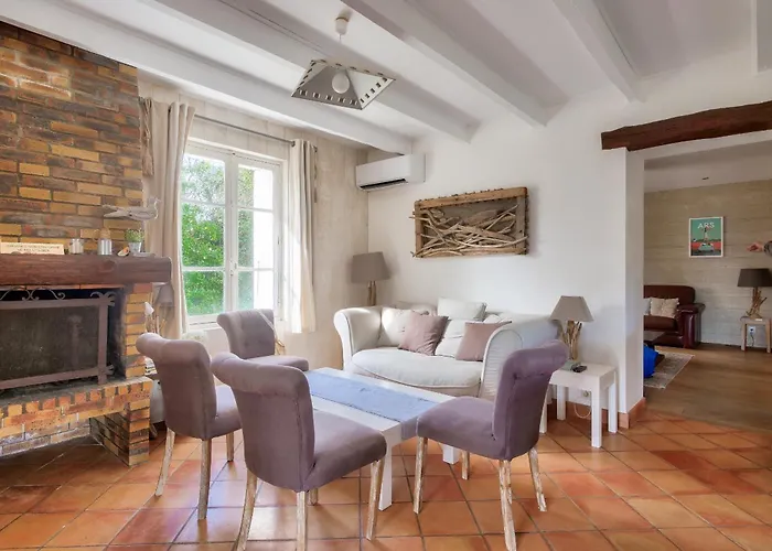 Сasa de vacaciones Maison Pour 10, Acces Direct A La *