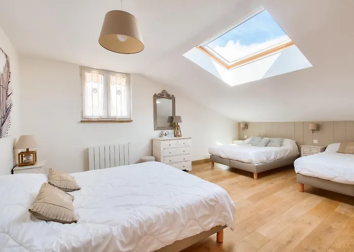 Maison Pour 10, Acces Direct A La Сasa de vacaciones